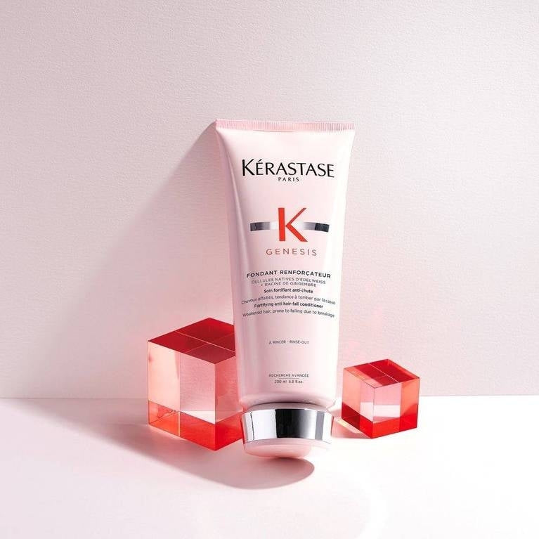 3474636857883-kerastase-genesis_fondant_reinforcateur-conditioner_mood