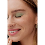 alcina-modell-make-up-trends-fruhjahr-sommer-powder-eyeshadow-pen-fresh-mint-webp