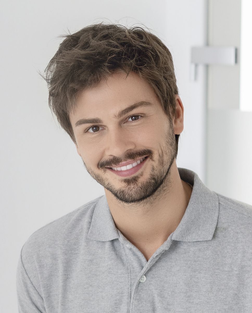 ew_hairformance_brad_1