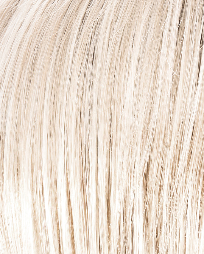 platinblondejQaFpqQ1d58W5